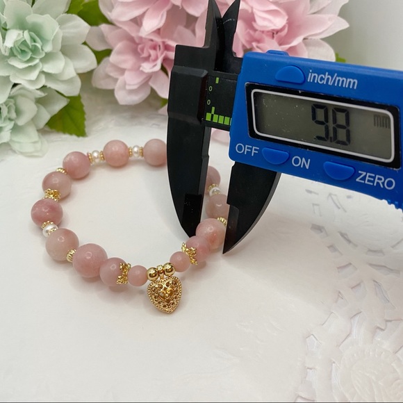 Nature Pink Opal Bracelet - Picture 8 of 9